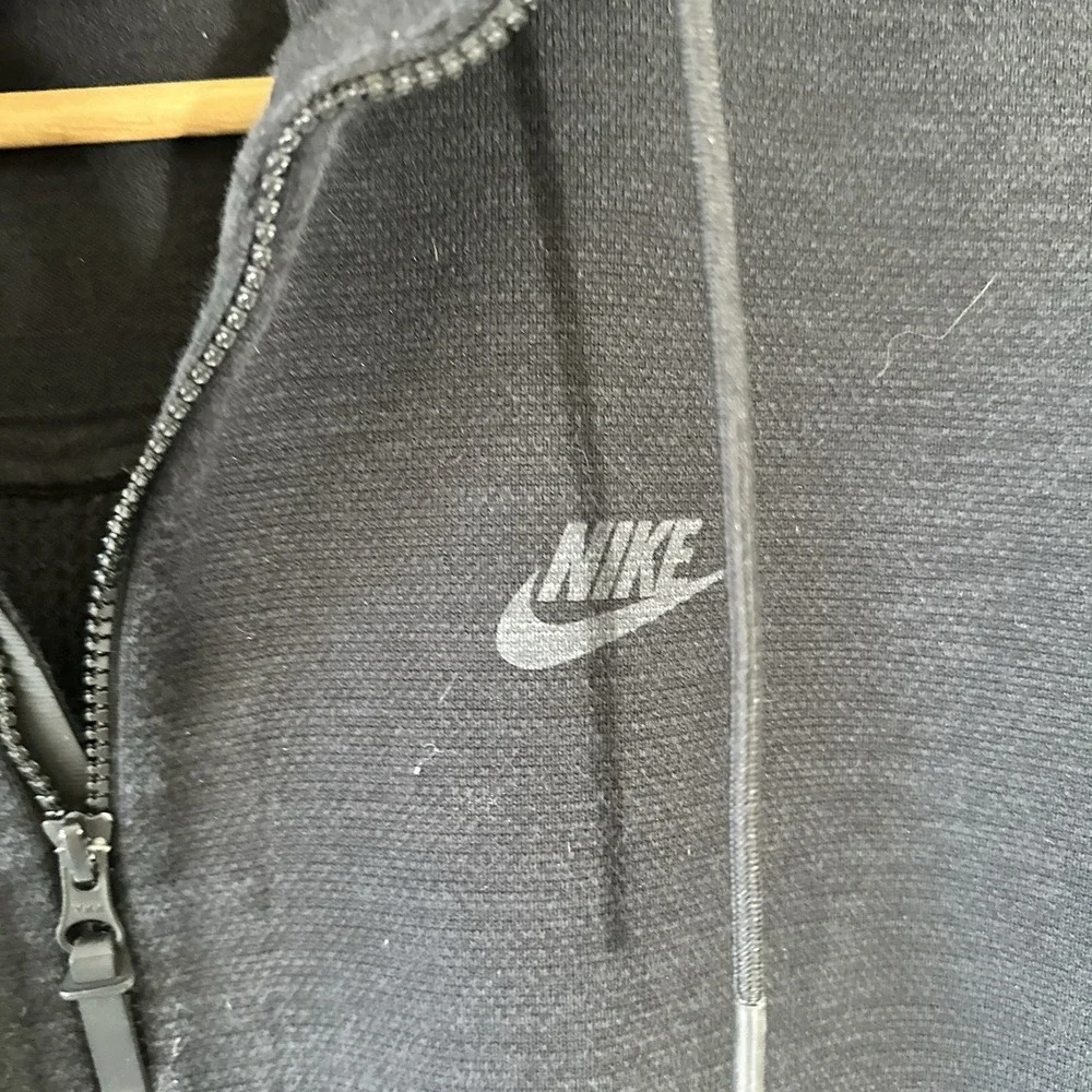 Nike Tech Knit Jacket Womens L Black Full Zip Hooded